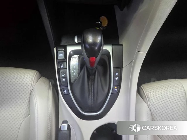 Hyundai Veloster (JS) id 4225212 из Кореи 19