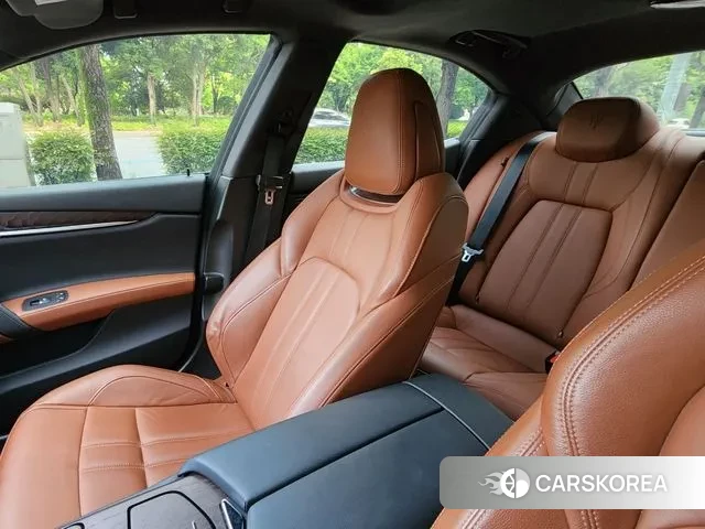 Maserati Ghibli id 3155002 из Кореи 14