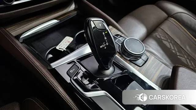 BMW 5 Series (G30) id 3265136 из Кореи 19