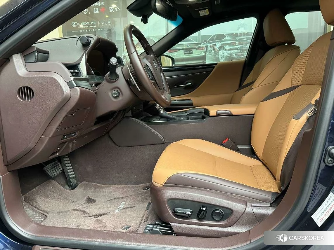 Lexus ES id 4440517 из Китая 14