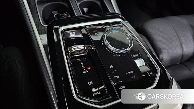 BMW 7 Series (G70) id 3437242 из Кореи 19