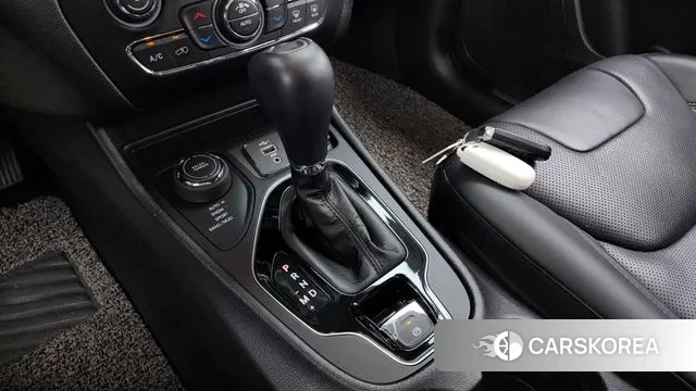 Jeep Cherokee (KL) id 3023410 из Кореи 19