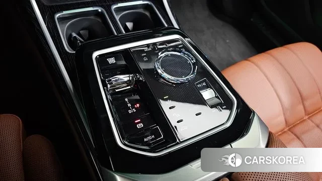 BMW 7 Series (G70) id 3571389 из Кореи 19