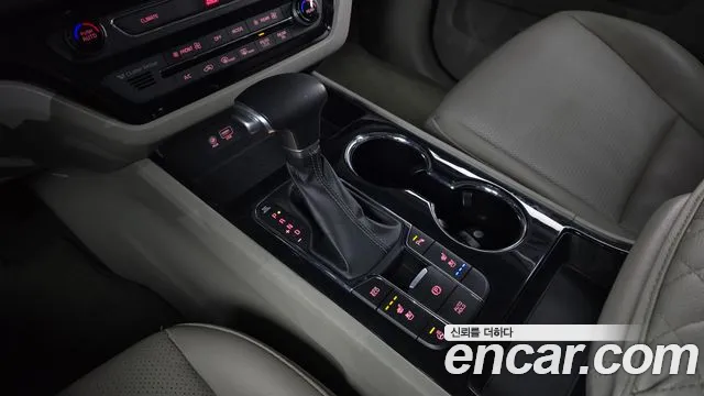 Kia The New Carnival id 2436051 из Кореи 19