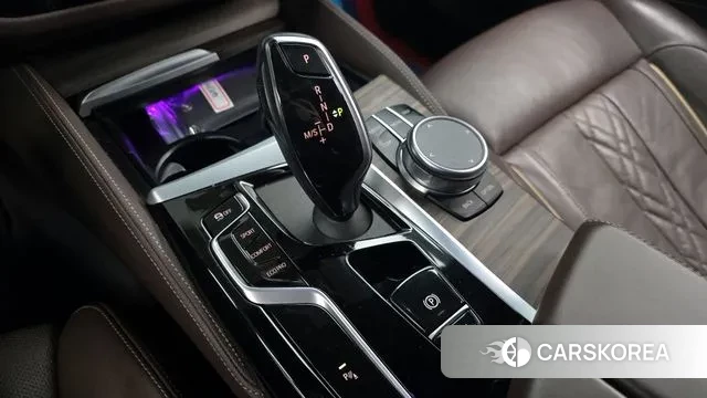 BMW 5 Series (G30) id 3444046 из Кореи 19