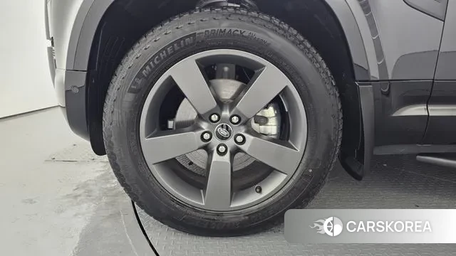 Land Rover Defender (L663) id 3457102 из Кореи 19