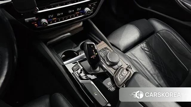 BMW 5 Series (G30) id 3474454 из Кореи 19