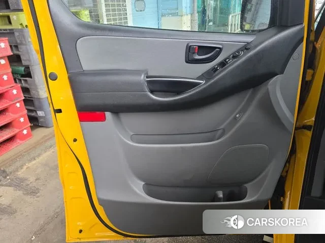 Hyundai The New Grand Starex id 3677595 из Кореи 19