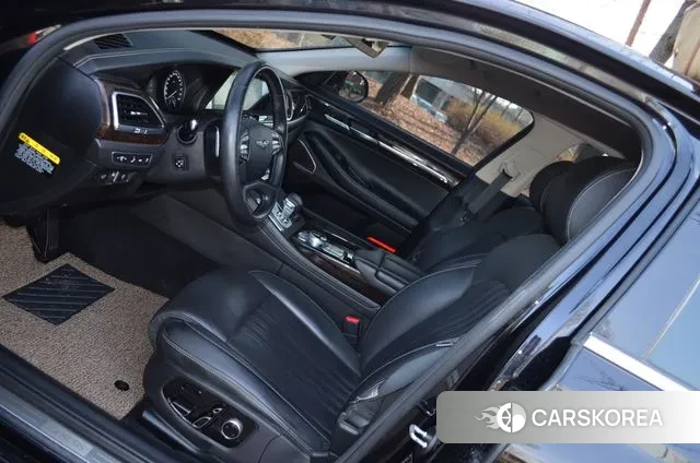 Genesis G90 id 3607398 из Кореи 19