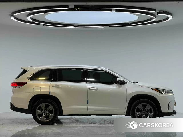 Toyota Highlander id 3857265 из Китая 19