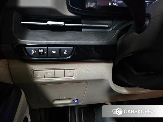 Kia Carnival 4th generation id 4768105 из Кореи 19