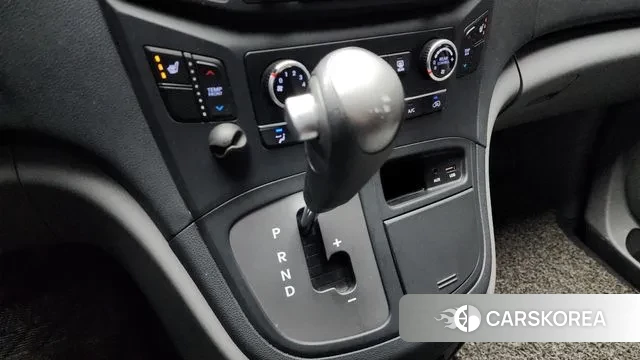 Hyundai The New Grand Starex id 3439186 из Кореи 19