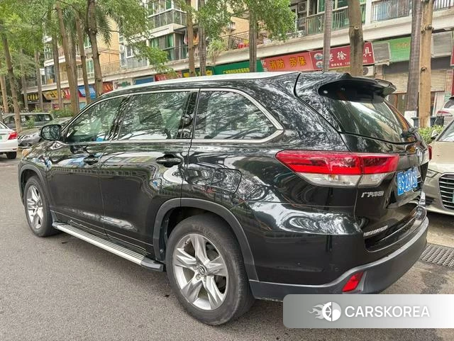 Toyota Highlander id 4279159 из Китая 9