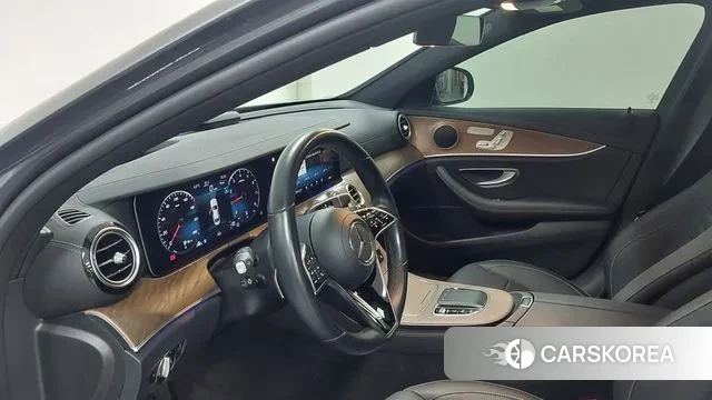 Mercedes-Benz E-Class W213 id 3592558 из Кореи 19