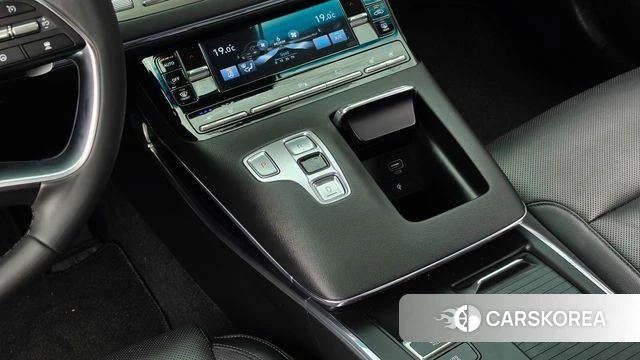 Hyundai The New Grandeur IG id 4535028 из Кореи 31