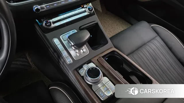 Genesis G90 id 3621652 из Кореи 19