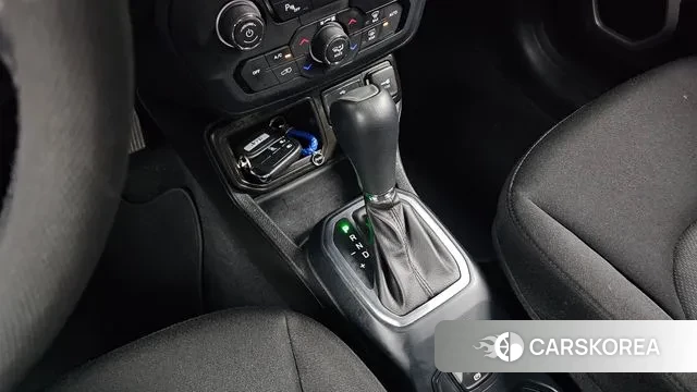 Jeep Renegade id 2906431 из Кореи 19