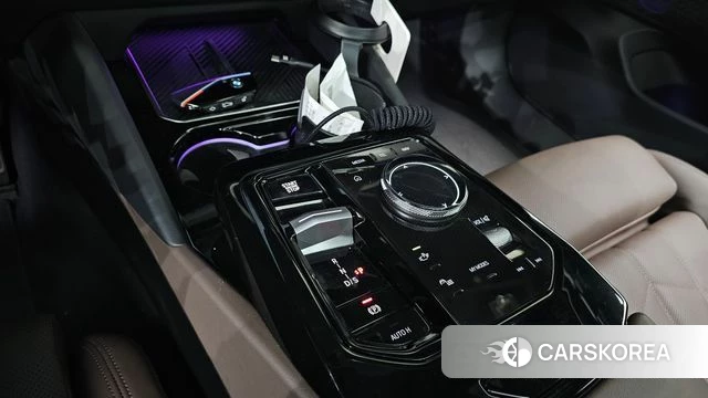 BMW 5 Series (G60) id 3914672 из Кореи 19