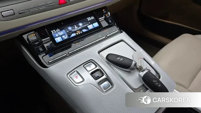 Hyundai The New Grandeur IG Hybrid id 3772189 из Кореи 19