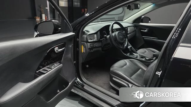 Kia Niro id 4543384 из Кореи 32