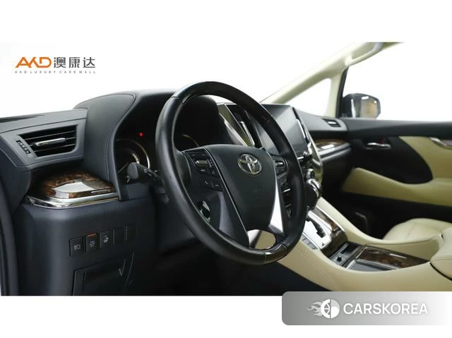 Toyota Elfa id 4299651 из Китая 10