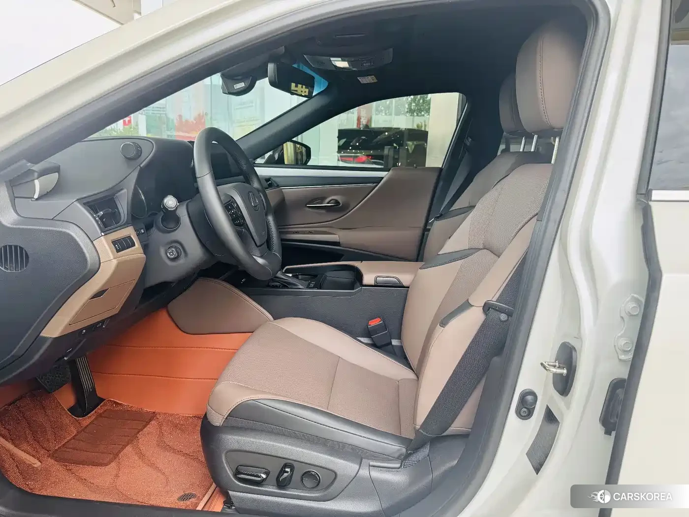Lexus ES id 4685877 из Китая 9