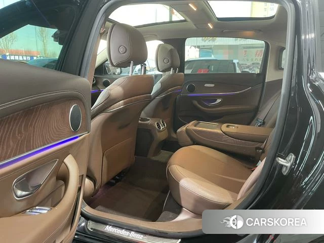 Mercedes-Benz E-class id 4212245 из Китая 9