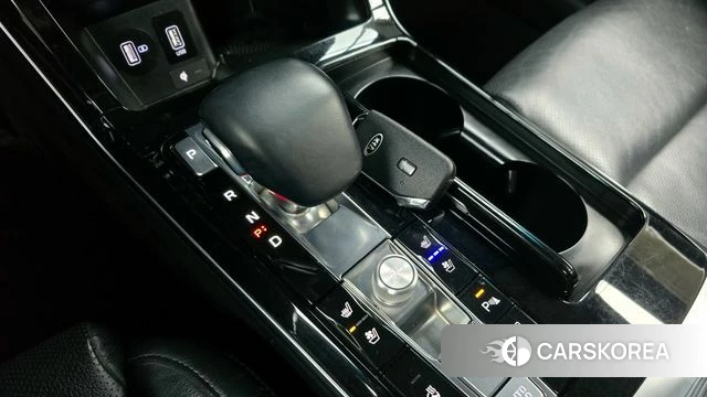 Kia K7 Premier Hybrid id 3844936 из Кореи 19