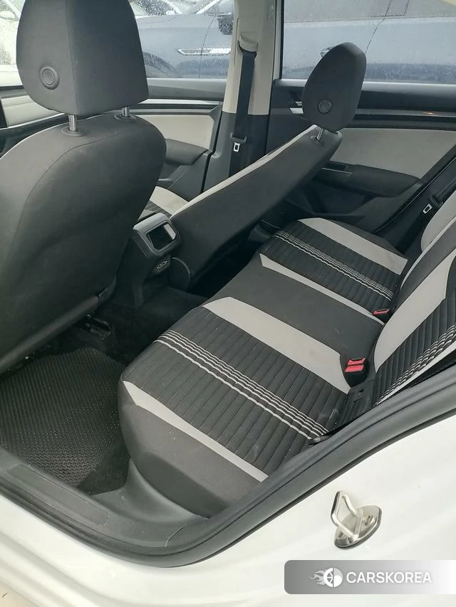 Volkswagen Bora id 4277884 из Китая 10