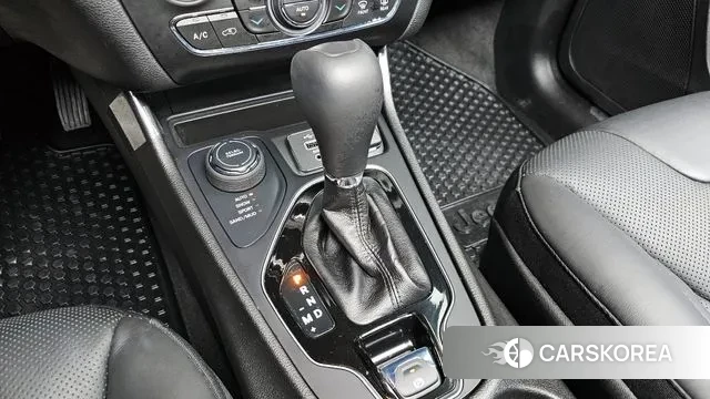 Jeep Cherokee (KL) id 3232711 из Кореи 19