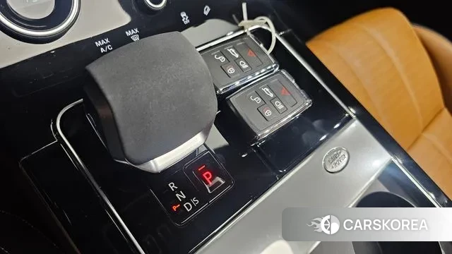 Land Rover Range Rover Velar id 3383729 из Кореи 19