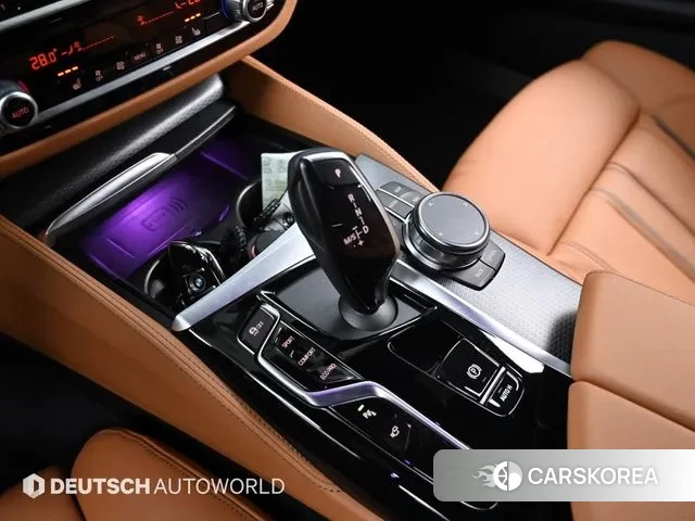 BMW 5 Series (G60) id 3420572 из Кореи 19