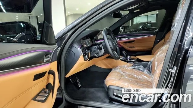 BMW 5 Series (G30) id 2949378 из Кореи 19