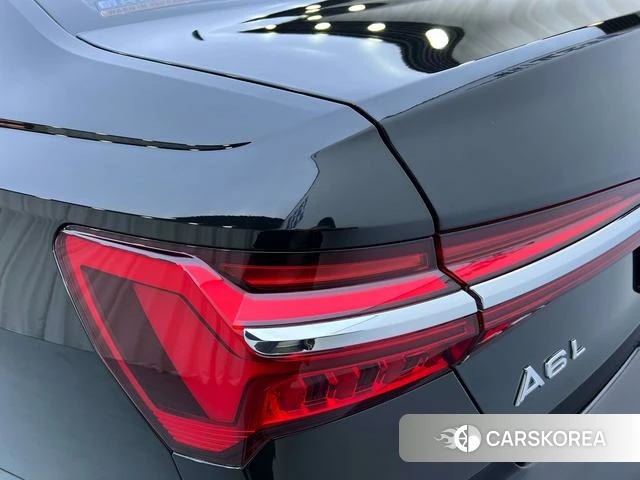 Audi A6L id 4253540 из Китая 26