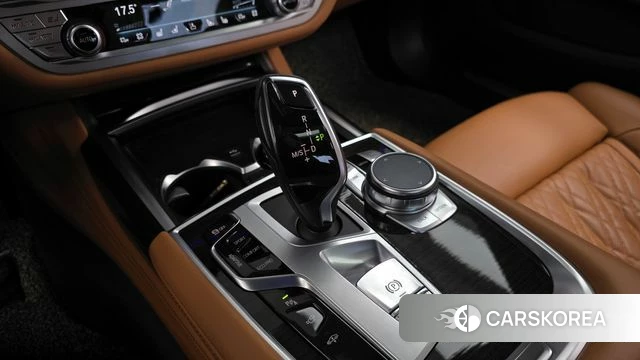 BMW 7 Series (G11) id 4309050 из Кореи 32