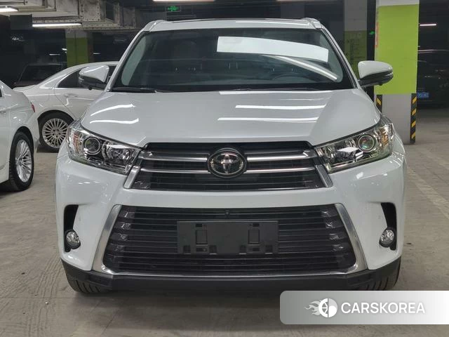 Toyota Highlander id 4365685 из Китая 21