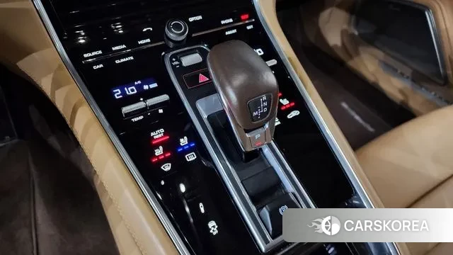 Porsche Panamera (971) id 3636588 из Кореи 19