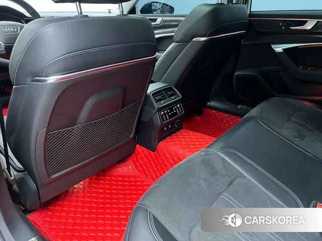 Audi A7L id 4207860 из Китая 33