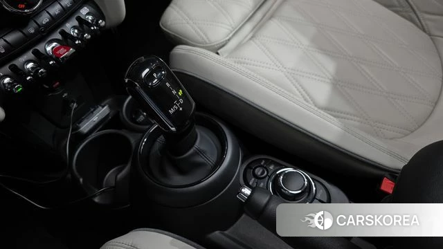 Mini Cooper S id 4395553 из Кореи 29