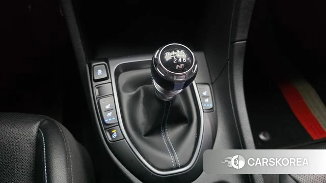 Hyundai Veloster (JS) id 4376628 из Кореи 31