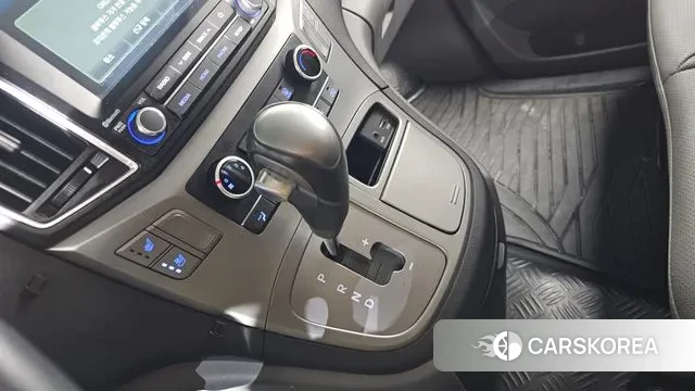 Hyundai The New Grand Starex id 3498776 из Кореи 19