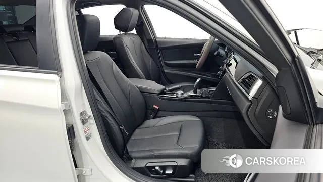 BMW 3 Series (F30) id 2986580 из Кореи 18