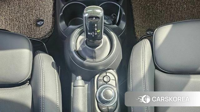 Mini Cooper S id 4529137 из Кореи 19