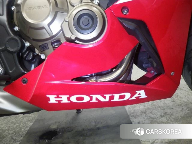 Проданный Honda CBR650R id 3995122 из Японии, фото 23