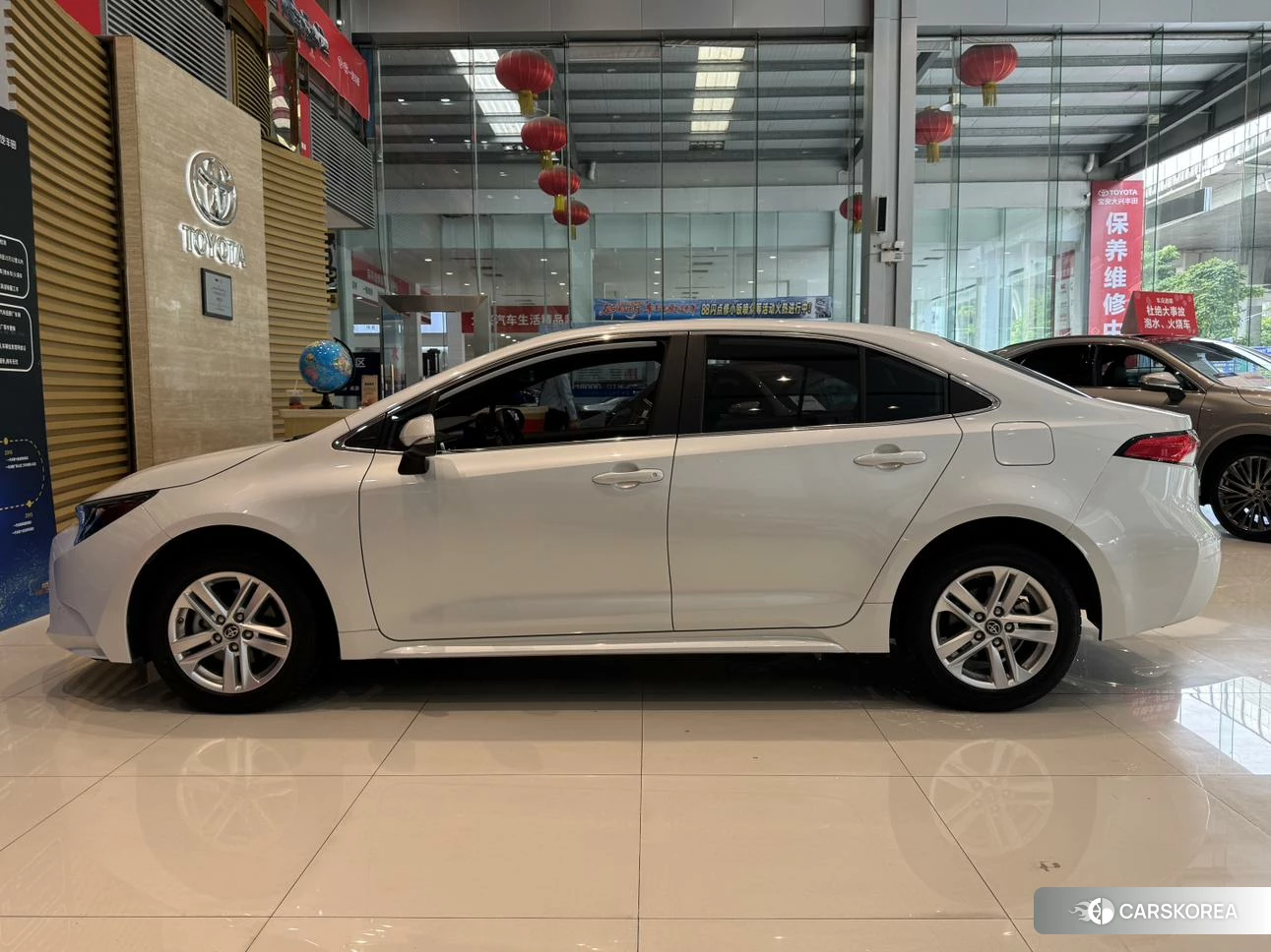 Toyota Levin id 4486527 из Китая 21