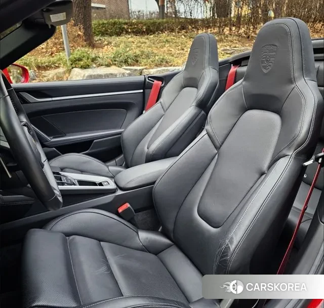 Porsche 911(992) id 3753077 из Кореи 19