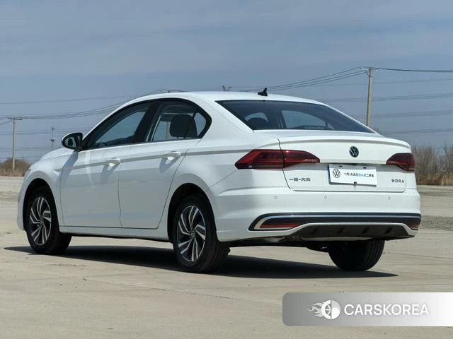 Volkswagen Bora id 4254143 из Китая 21