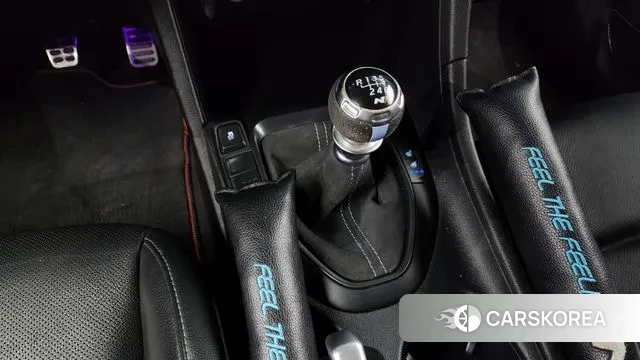 Hyundai Veloster (JS) id 3220823 из Кореи 19