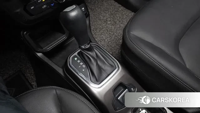 Jeep Renegade id 3391142 из Кореи 19