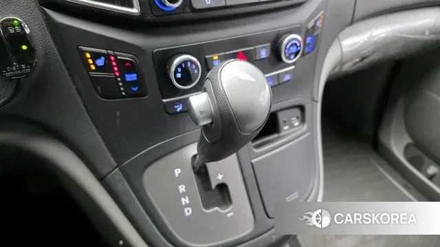 Hyundai The New Grand Starex id 3526262 из Кореи 19